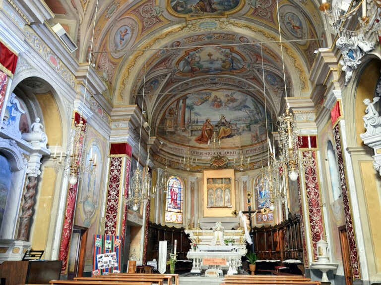 Navata chiesa San Michele Arcangelo Casarza Ligure